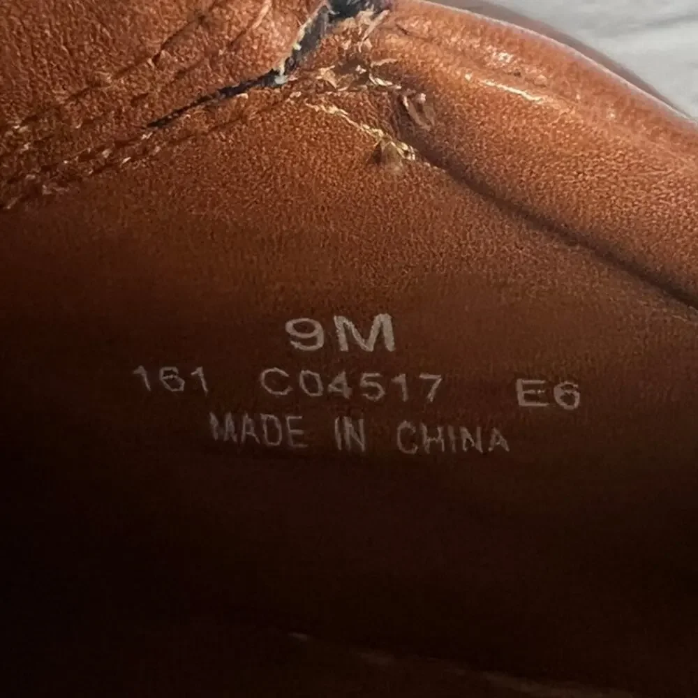 Cole Haan Mens 9 Old Money Quiet Luxury Preppy Leather Vibram Strap Work Loafers